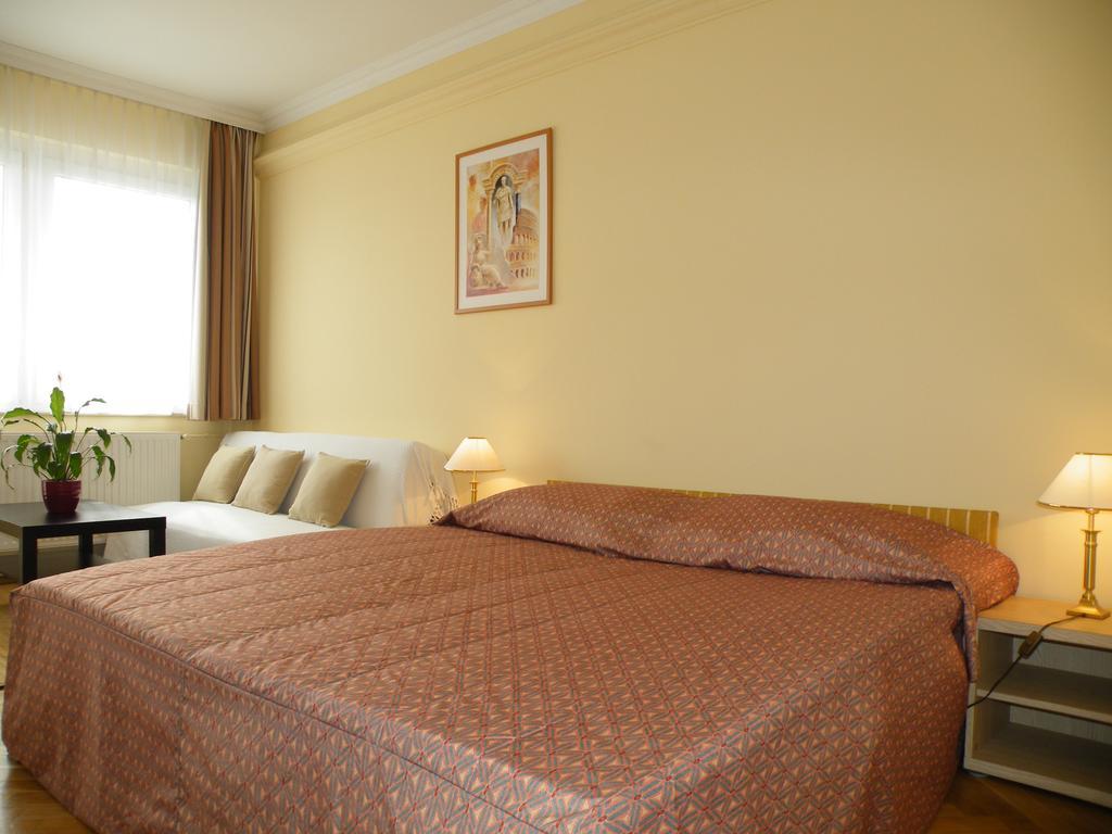 Apartment Buda Budapest Budapeste Quarto foto